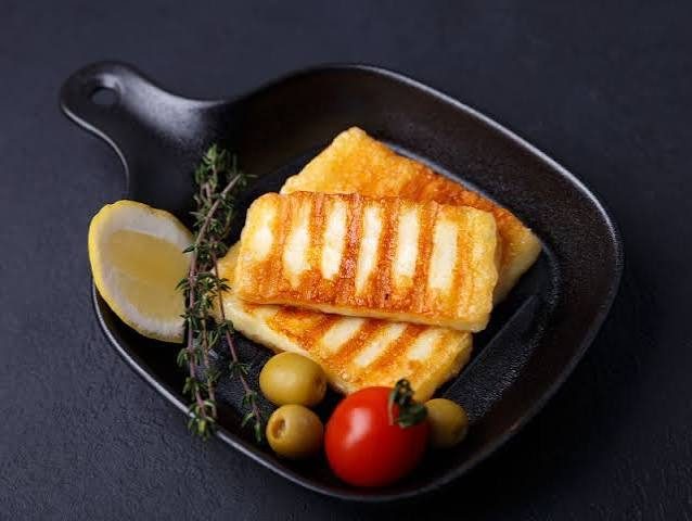 PAISTETTU HALLOUMI (HELLIM)