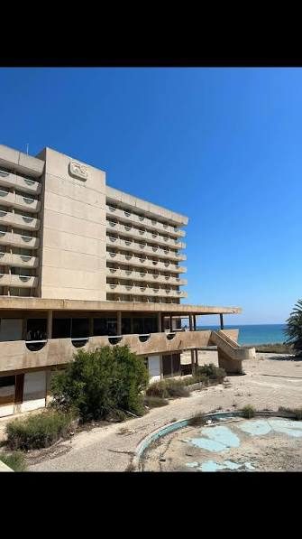 GOLDEN SANDS HOTEL