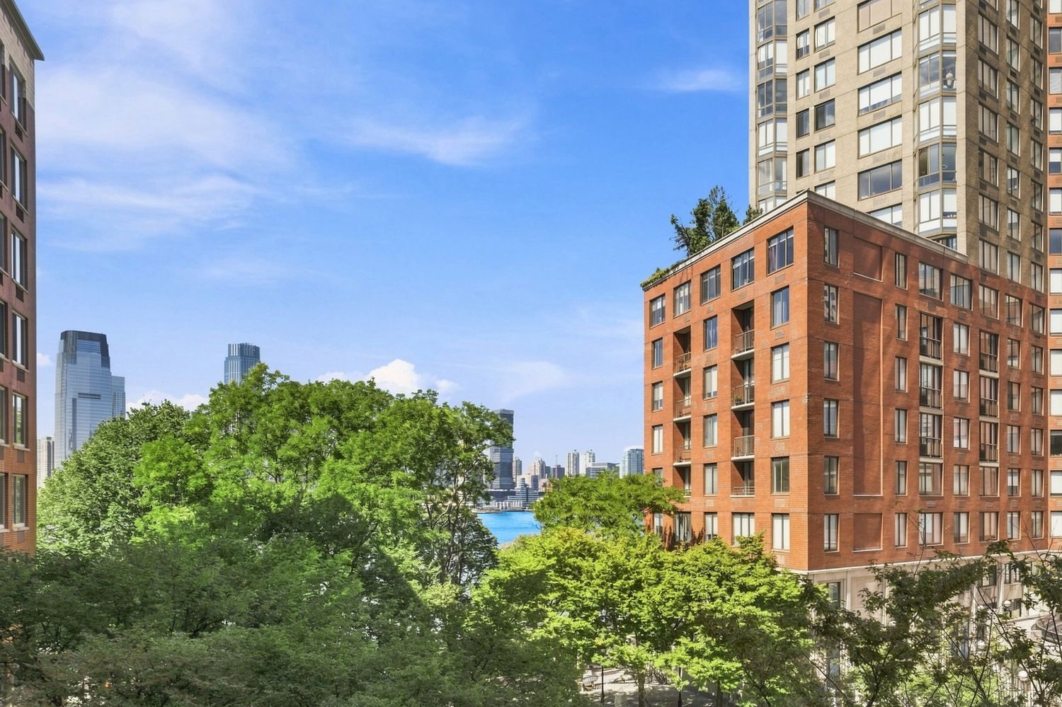 Spacious 1-Bedroom Duplex Apartment for Sale in Battery Park City, Manhattan, New York